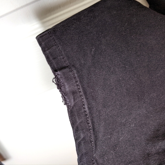 Kenneth Cole Distressed Men's Denim jeans - Picture 9 of 10